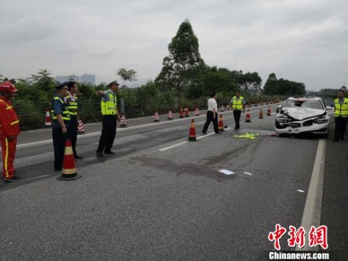 广西桂林两名辅警执勤时被撞殉职肇事者系醉酒驾驶