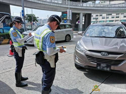 澳门警方持续进行交通执法行动。图片来源：澳门特区政府网站