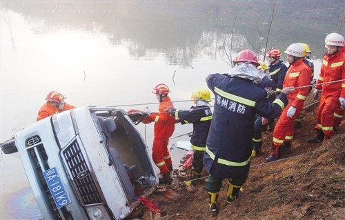 交通事故索赔辩护词