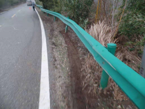 孝昌县公路生命防护工程再显成效