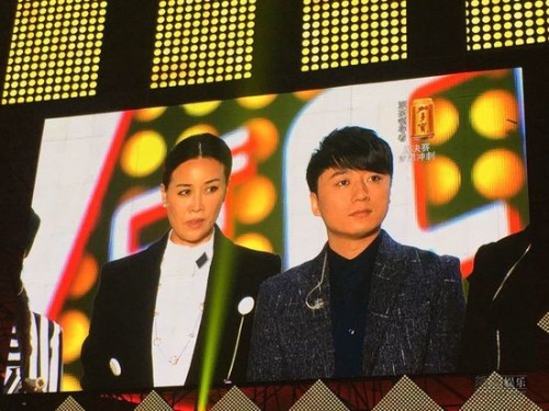 那英和张磊。