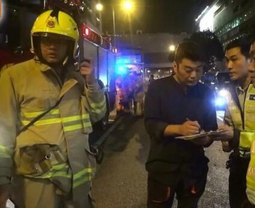 香港男星阮兆祥遇车祸 跑车撞货车“自焚”
