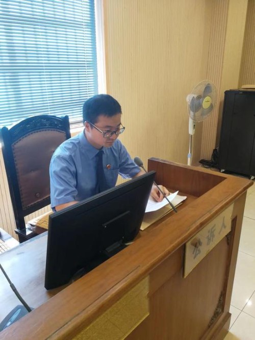 办案检察官。义乌检察院提供