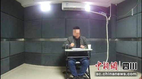 涉嫌危险驾驶的男子。 绵阳安州公安分局提供 