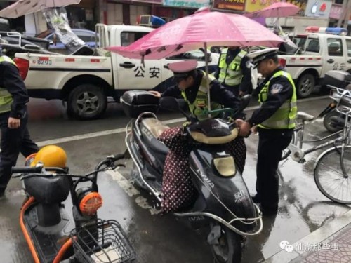 仙游一场雨，40多辆车被抓，交警：车上加装这个的统统扣留！