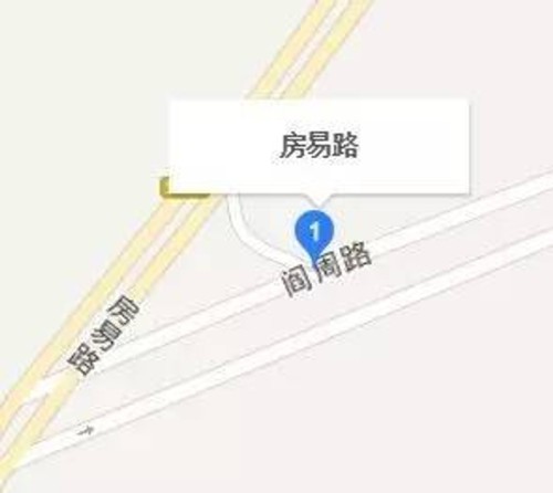 北京房山区新街公交车站发生车祸 多人受伤