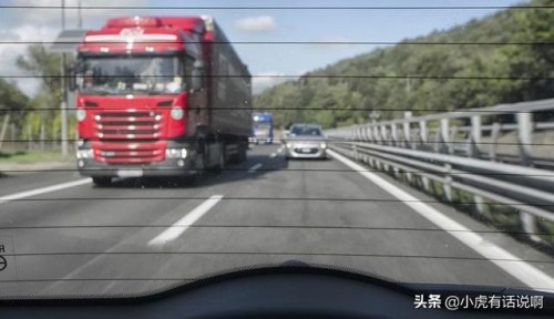 男子强行超车酿车祸，导致妻子身亡，现场又叫又跳，可是有用吗？