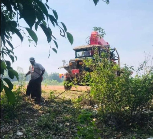 2人身亡，20多头牛“陪葬”！缅甸重要边贸公路上突发车祸酿惨剧