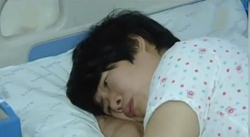 妻子车祸高位截瘫，丈夫拿赔偿款买车买房：照顾她得看我们的心情