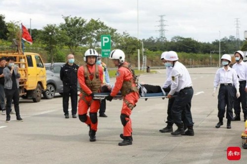 高速公路突发重大交通事故？航空救援演练搭起“空中生命线”