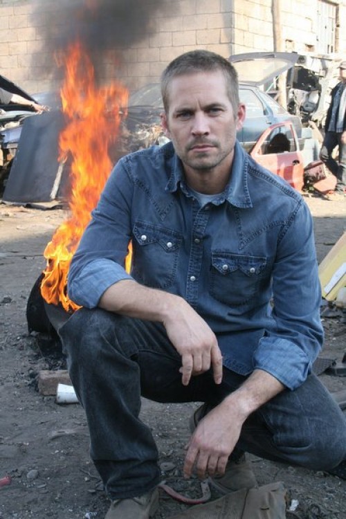 保罗沃克车祸前视频曝光微笑坐进保时捷保罗沃克车祸事件